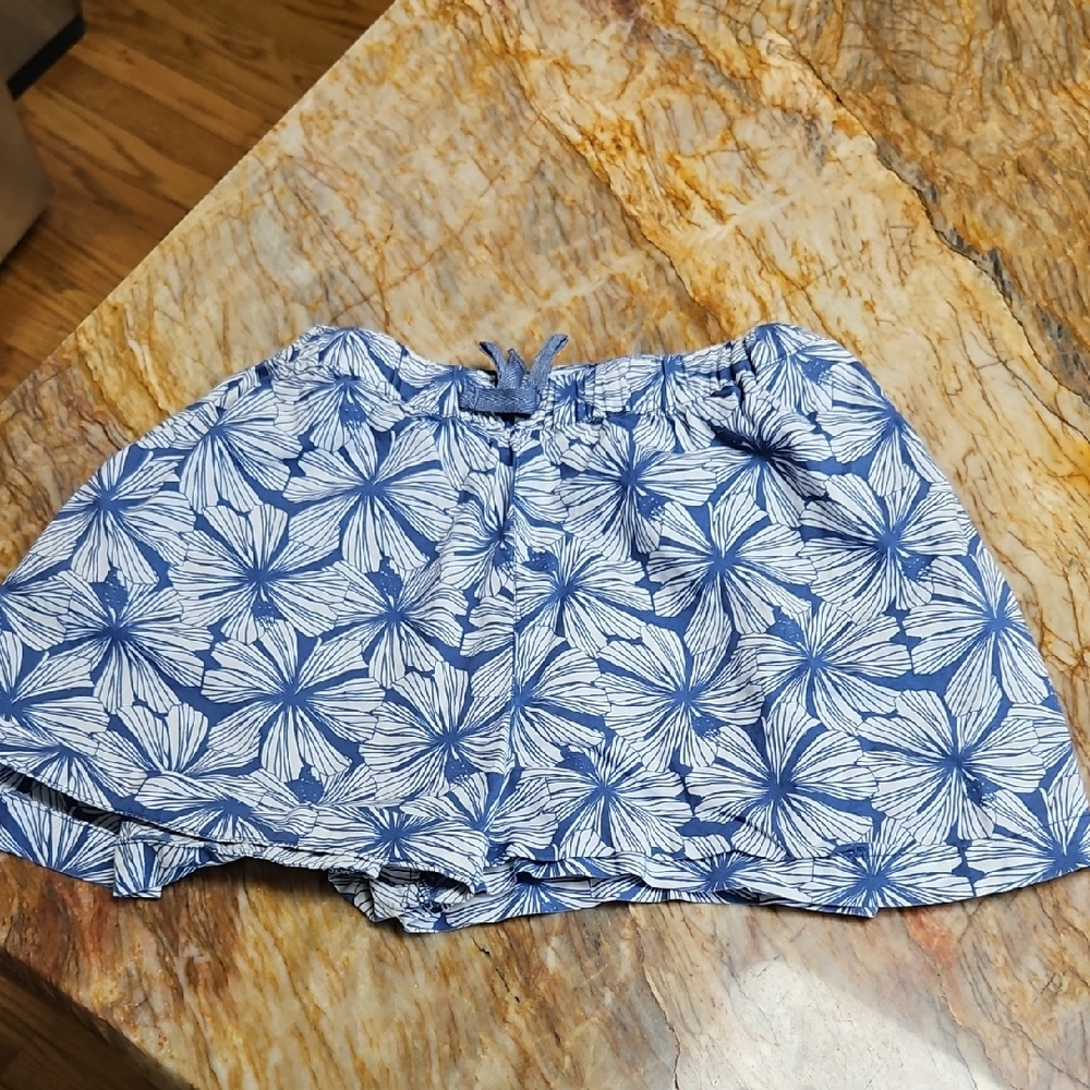 UNIGLO Blue and White Floral Shorts - girls Small